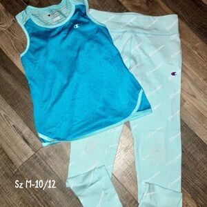 Girls Athletic Outfit in EUC and clean condition